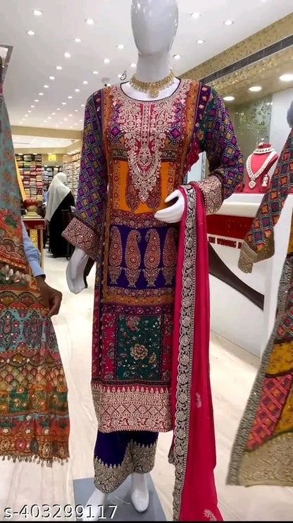 Fabulous Women Kurta Sets